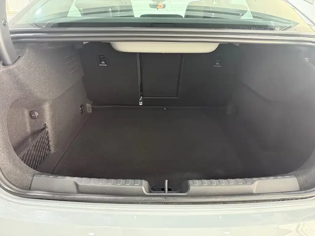 Audi A3 2024 из CN, фото 2