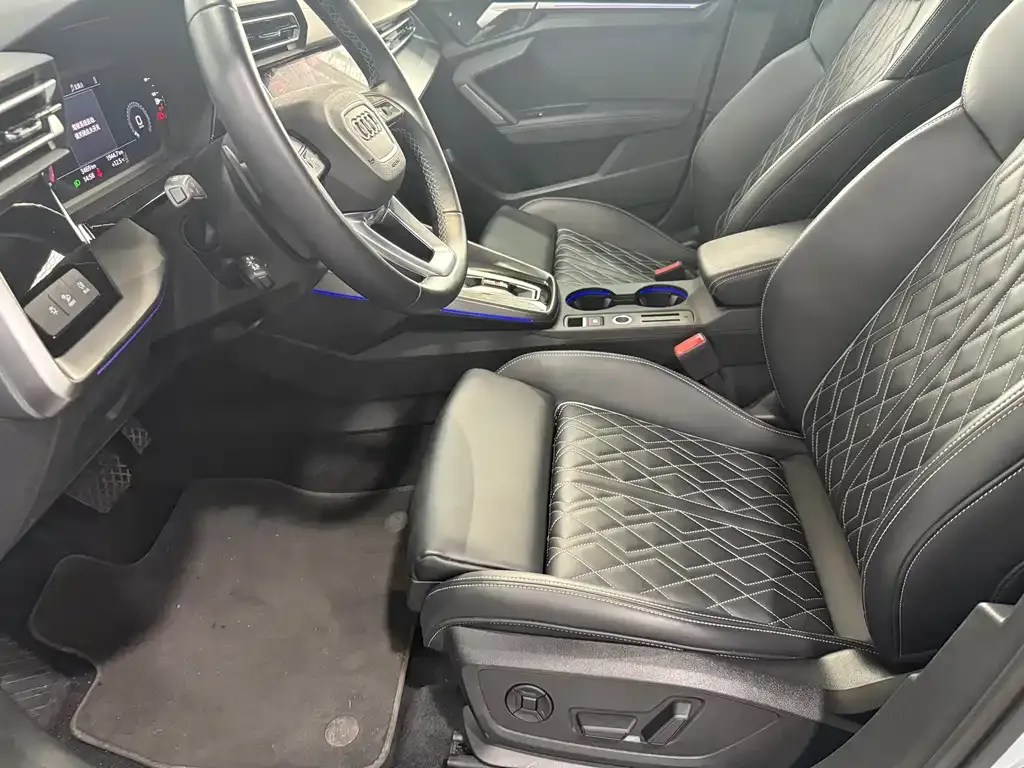 Audi A3 2024 из CN, фото 9
