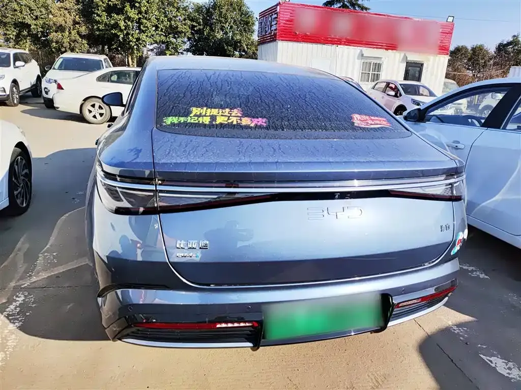 BYD Seal — фото 6