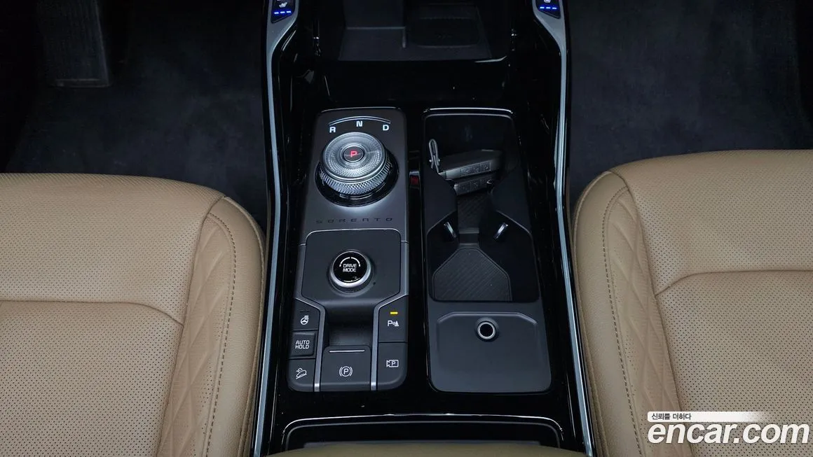 Kia Sorento — фото 9
