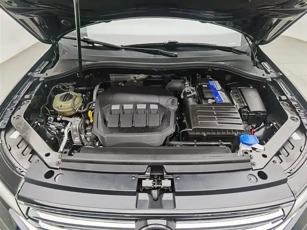 Volkswagen Tiguan L 2022 из CN, фото 6