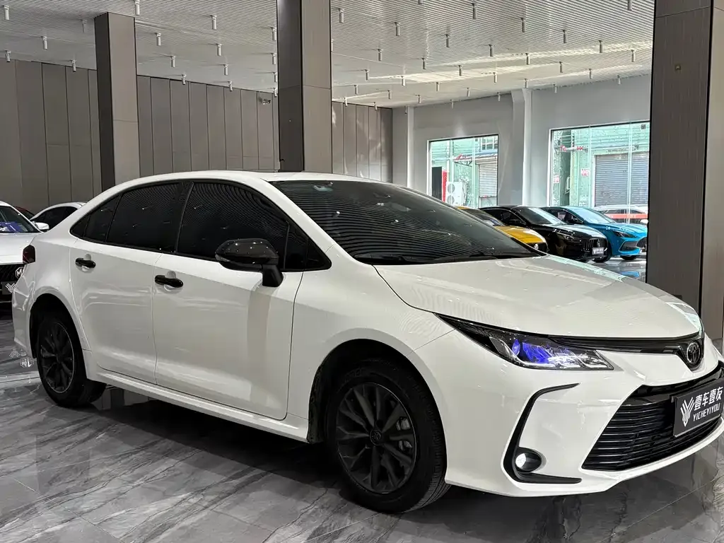 Toyota Corolla 2022 из CN, фото 7