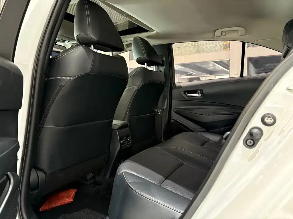 Toyota Corolla 2022 из CN, фото 10