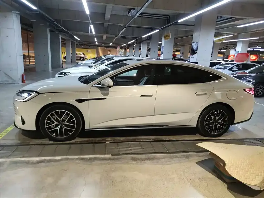 BYD Seal 07 DM-i 2025 из CN, фото 9