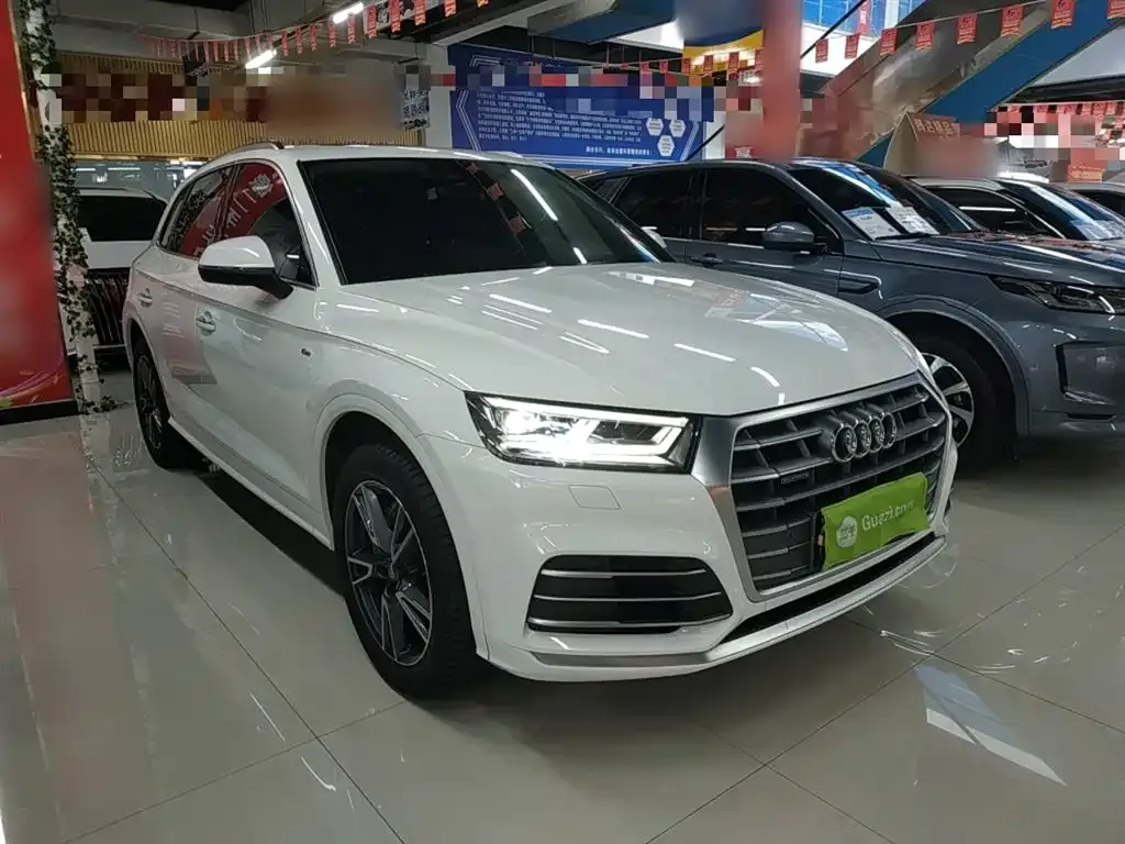Audi Q5L 2021 из CN, фото 5