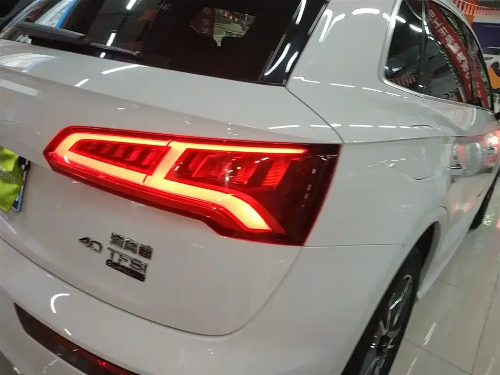 Audi Q5L 2021 из CN, фото 4