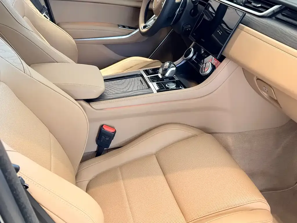 Jaguar XFL 2025 из CN, фото 8