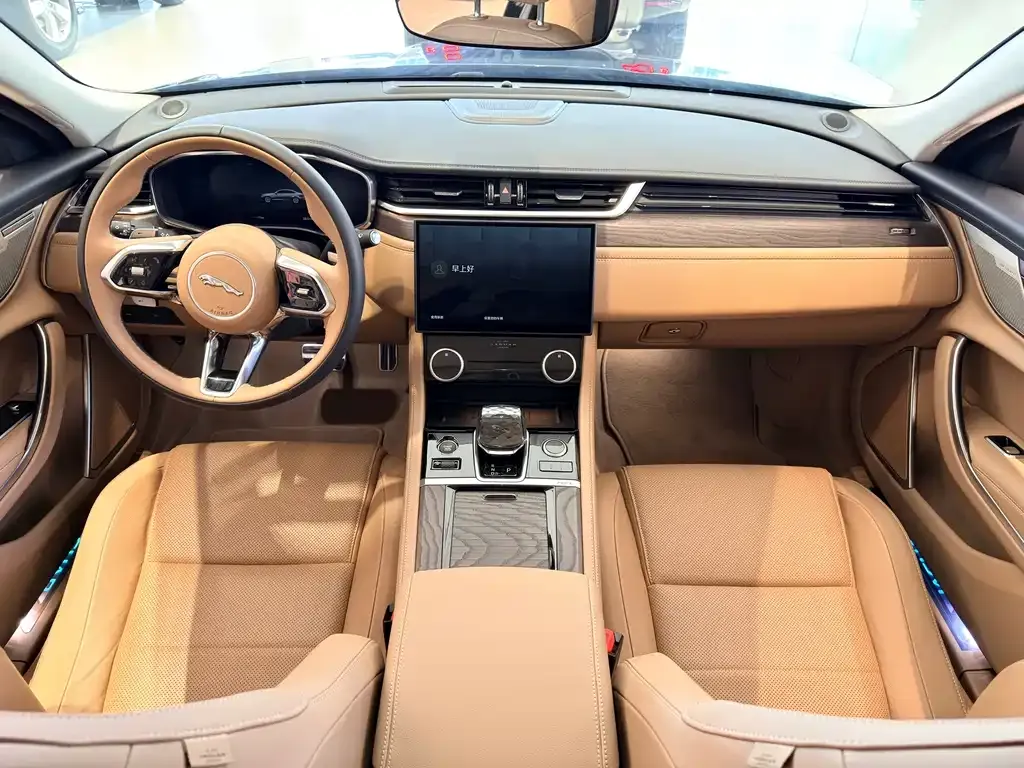 Jaguar XFL 2025 из CN, фото 9