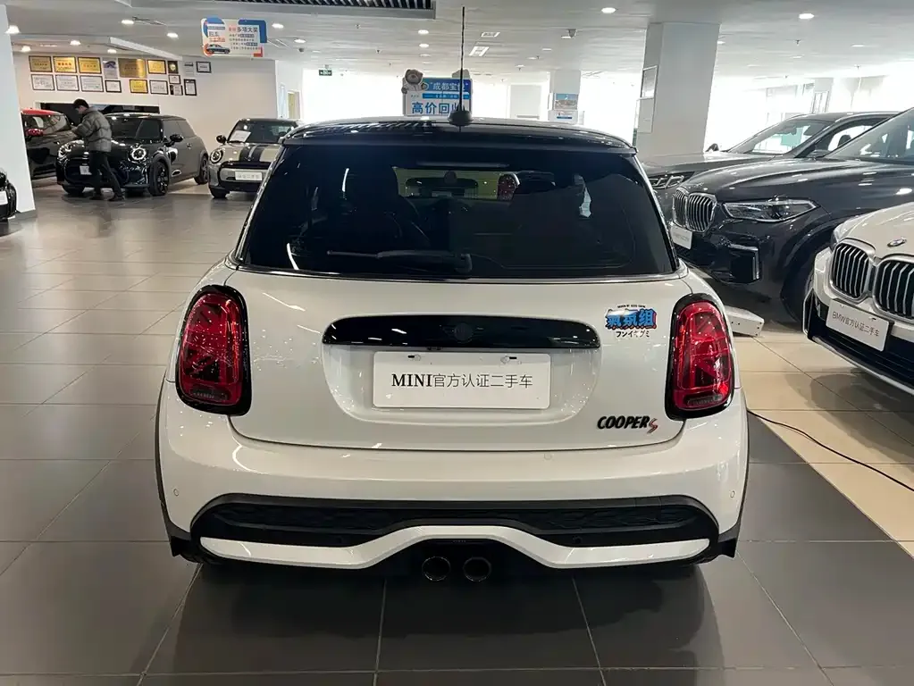 MINI Cooper (3-door) 2024 из CN, фото 3