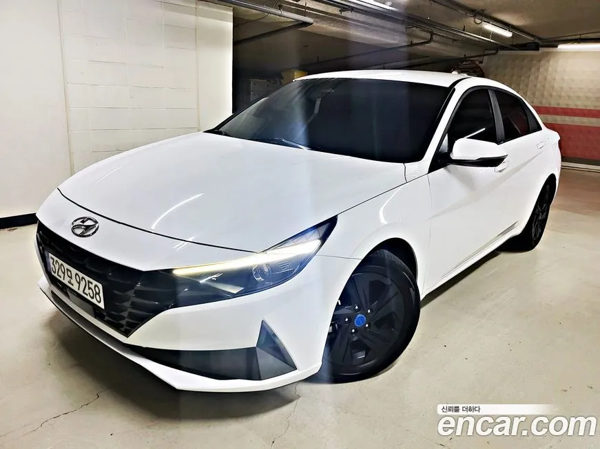 Hyundai AVANTE — фото 2