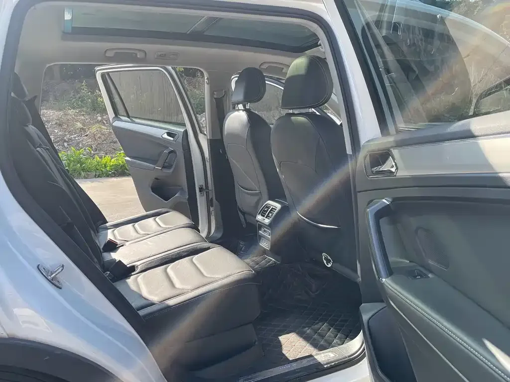 Volkswagen Tiguan L New Energy 2021 из CN, фото 7