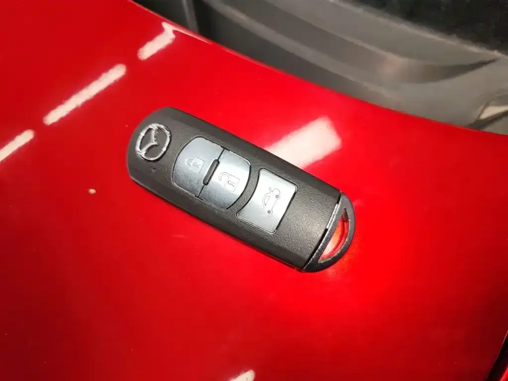 Mazda Atenza 2021 из CN, фото 2
