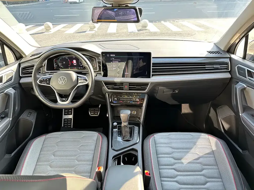 Volkswagen Tiguan L 2023 из CN, фото 9
