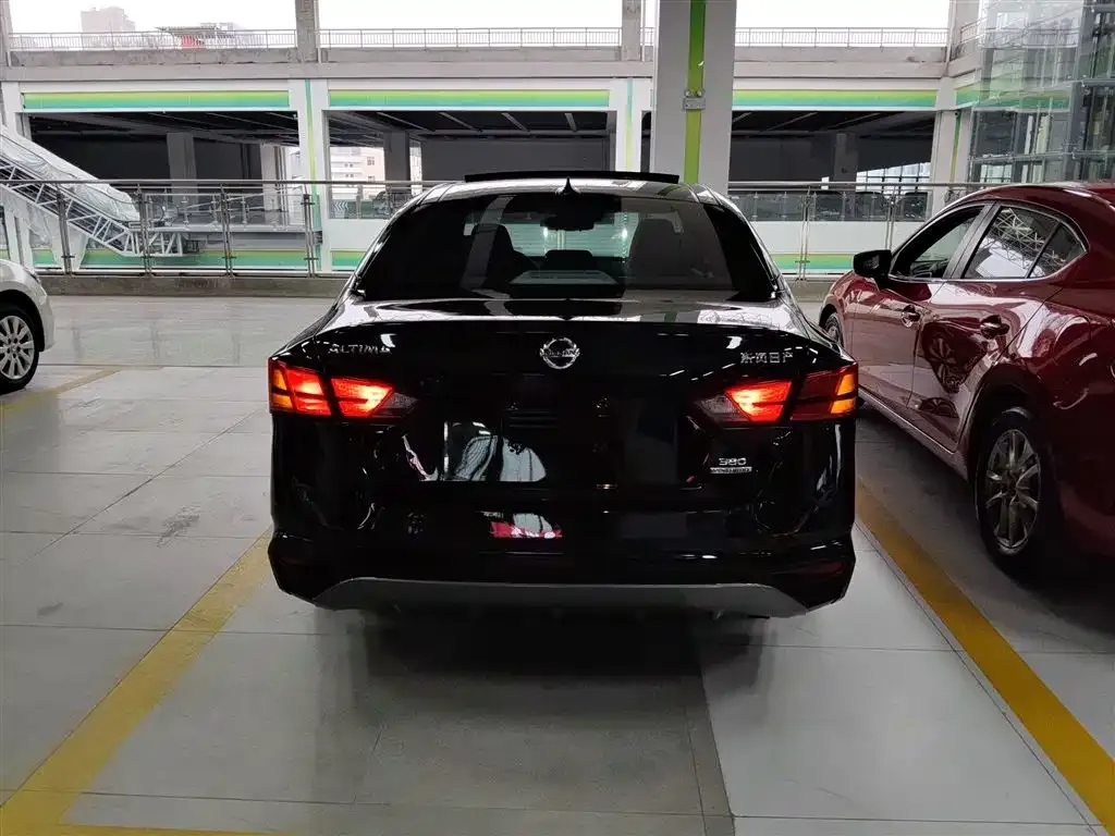 Nissan Teana 2022 из CN, фото 4
