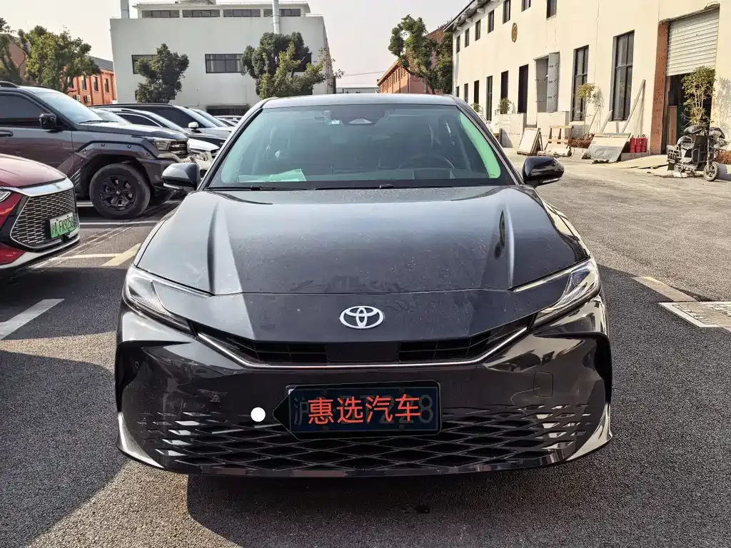 Toyota Camry 2025 из CN, фото 8