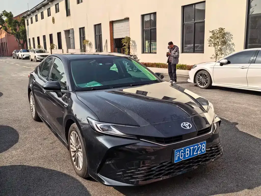 Toyota Camry 2025 из CN, фото 7