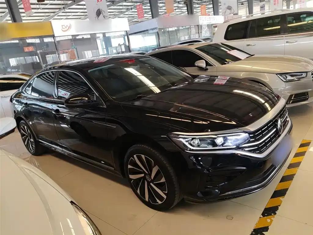 Volkswagen Passat 2023 из CN, фото 5