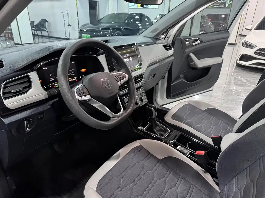 Volkswagen Tharu 2024 из CN, фото 4