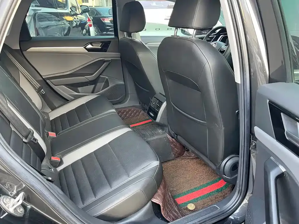 Volkswagen Sagitar 2022 из CN, фото 6