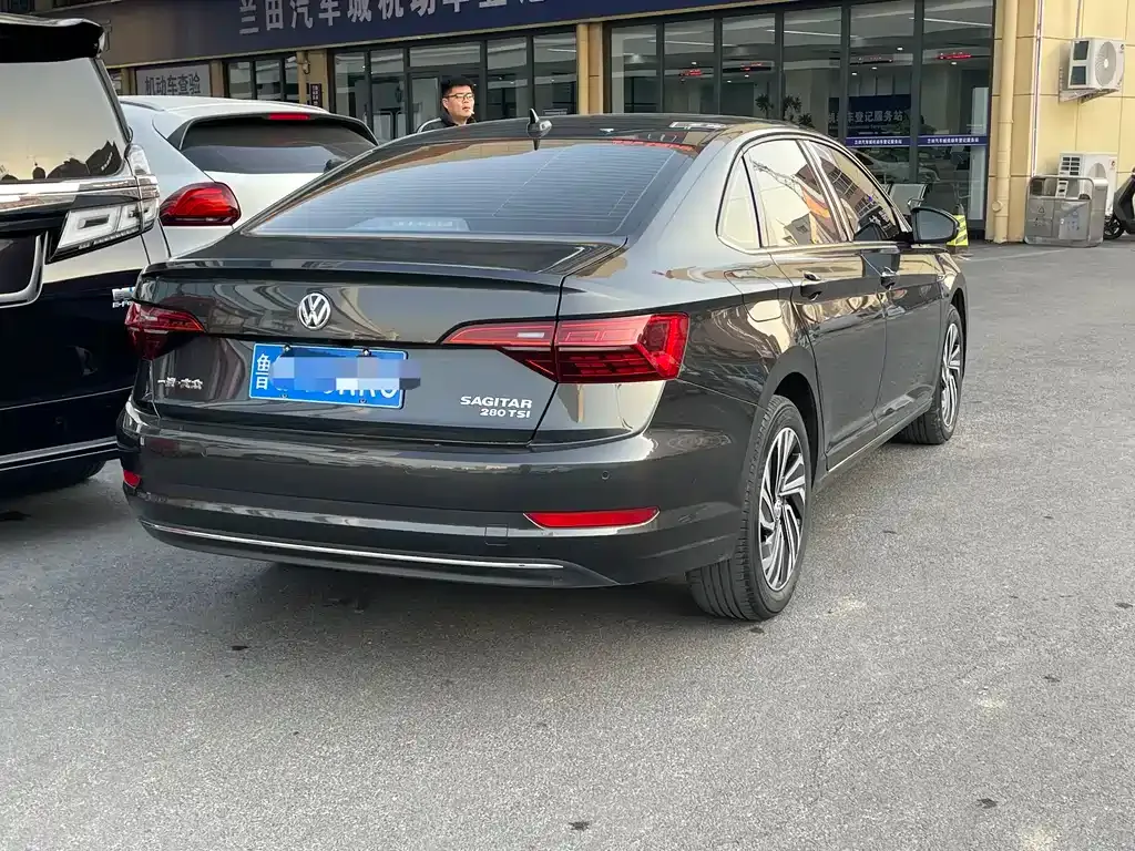 Volkswagen Sagitar 2022 из CN, фото 9