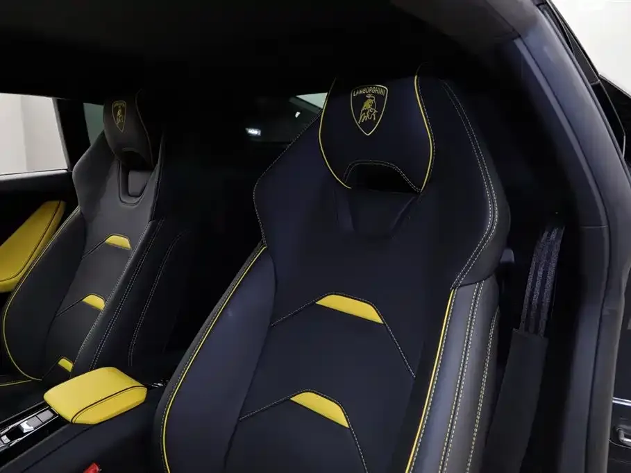Lamborghini Huracan 2022 из CN, фото 7