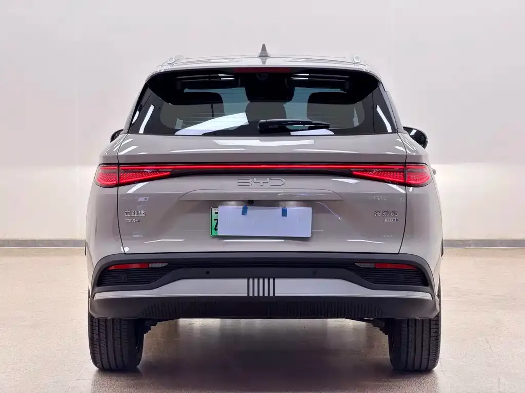 BYD Seal 05 DM-i — фото 4