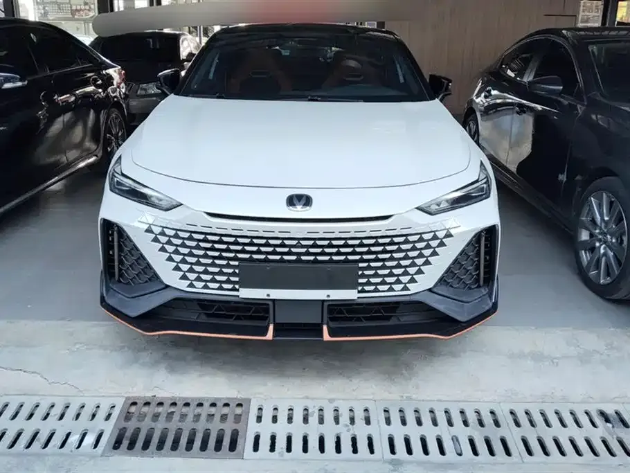 Changan UNI-V 2023 из CN, фото 2
