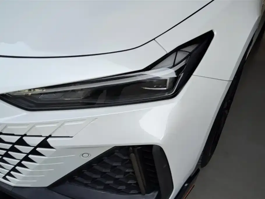 Changan UNI-V 2023 из CN, фото 5
