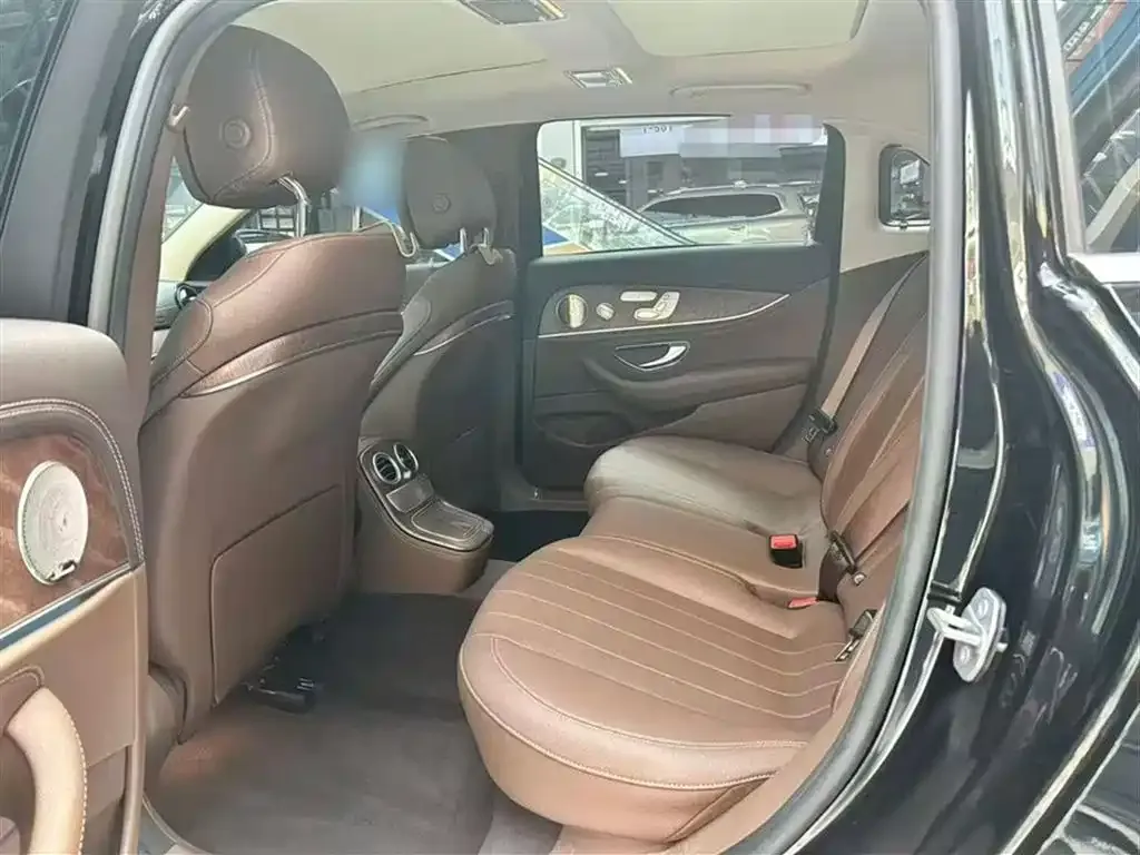 Mercedes-Benz E-Class 2023 из CN, фото 5