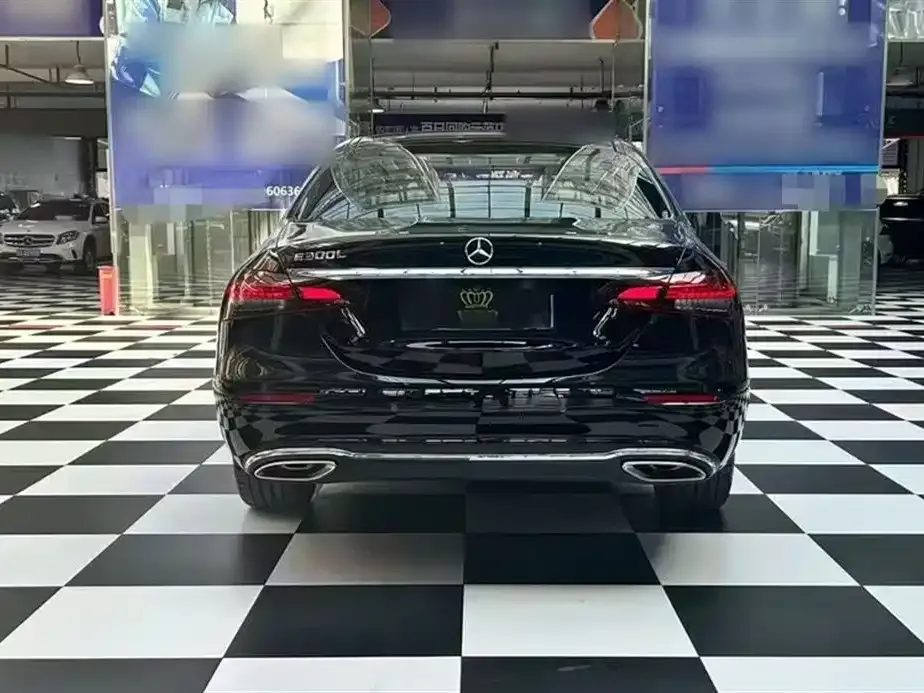 Mercedes-Benz E-Class 2023 из CN, фото 4