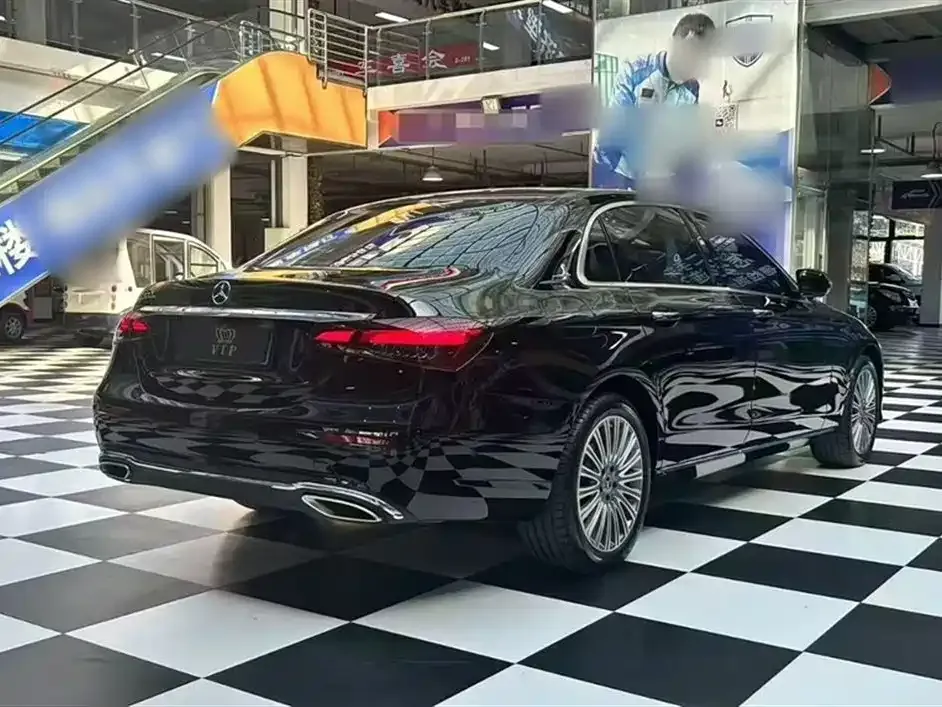 Mercedes-Benz E-Class 2023 из CN, фото 9