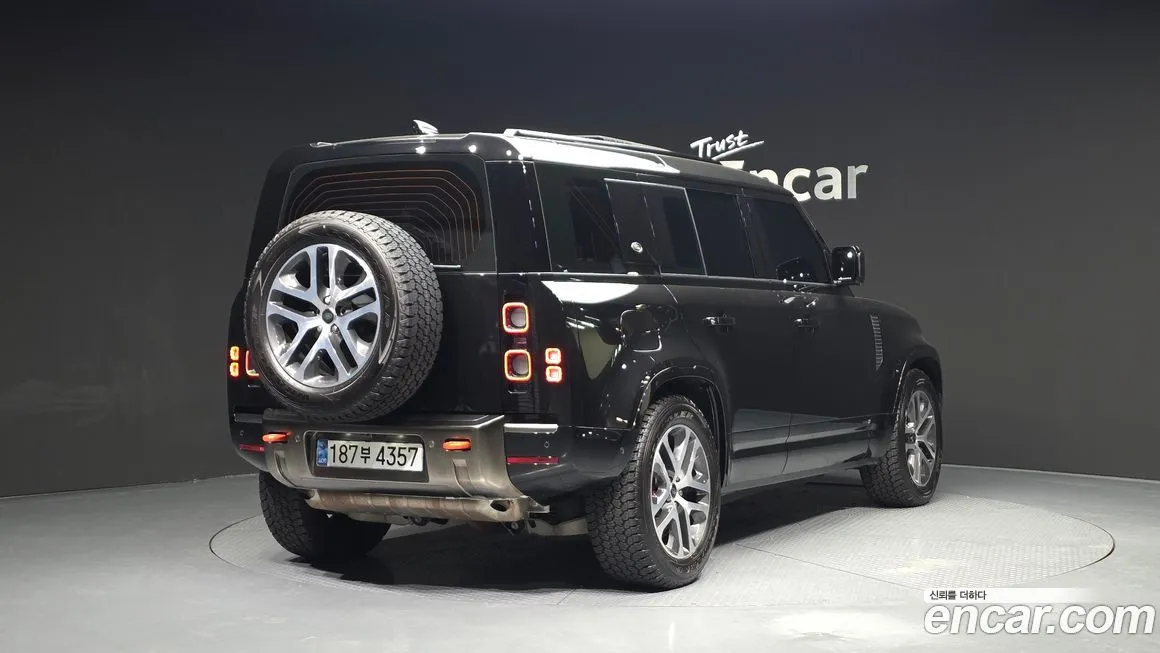 Land Rover Defender 2024 из KR, фото 2