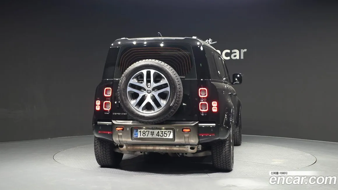 Land Rover Defender 2024 из KR, фото 3
