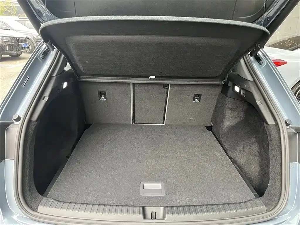 Audi Q4 e-tron 2024 из CN, фото 7