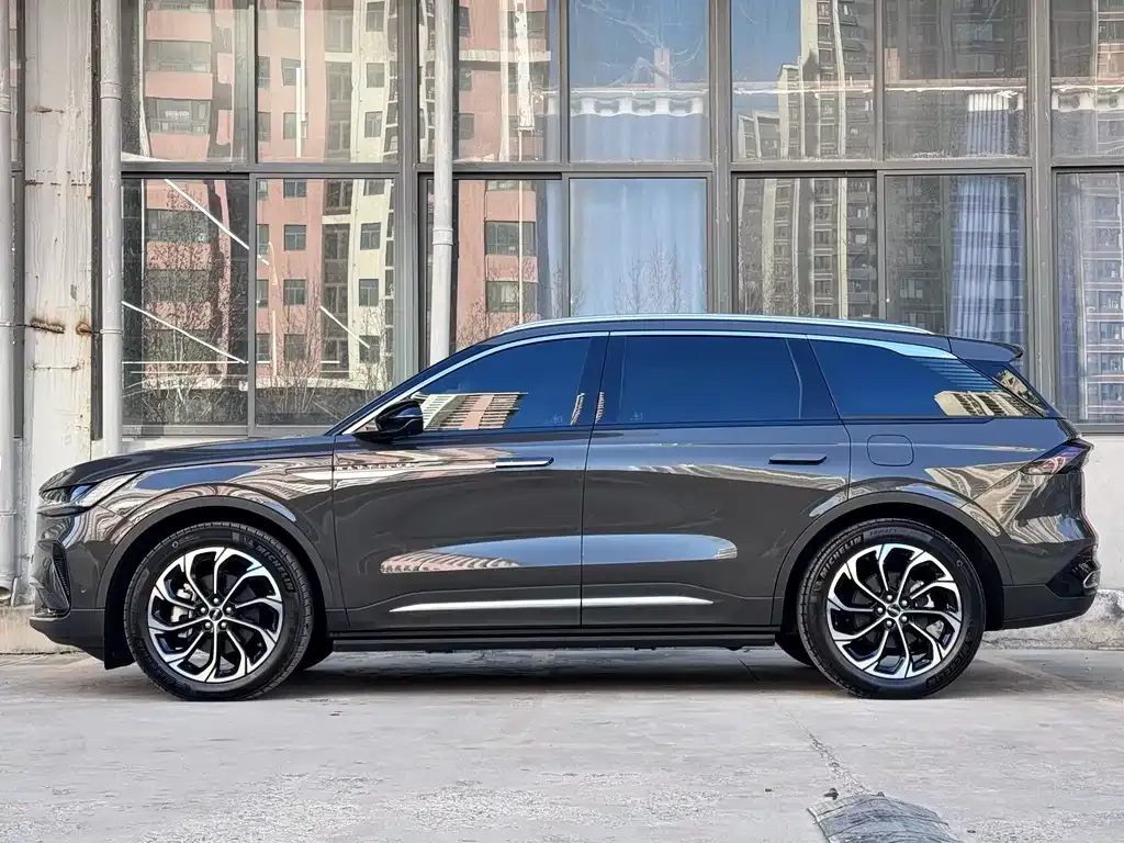 Lincoln Nautilus 2023 из CN, фото 7