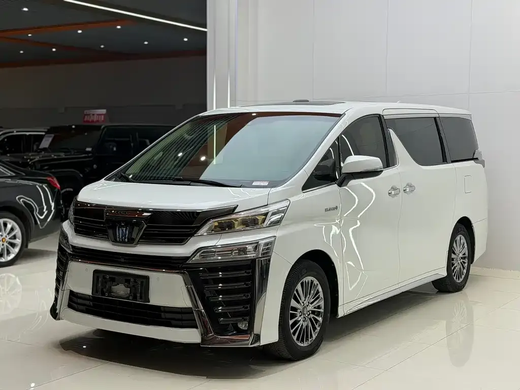 Toyota Vellfire 2023 из CN, фото 4