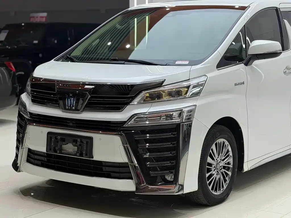 Toyota Vellfire 2023 из CN, фото 10
