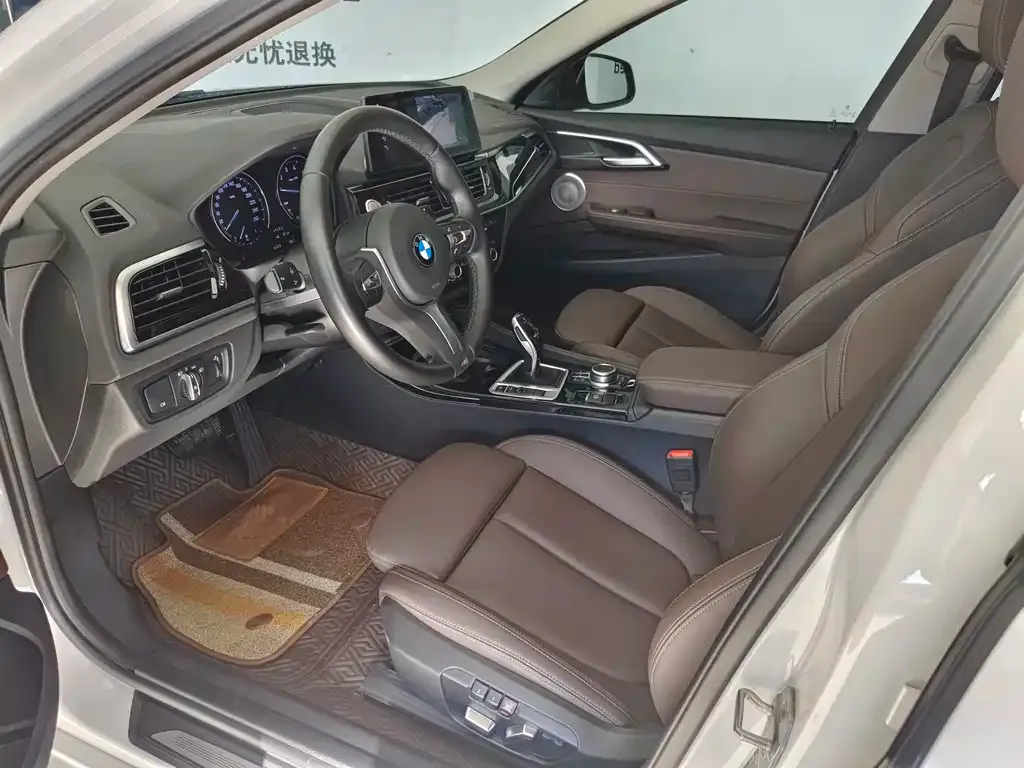 BMW 1 Series 2021 из CN, фото 5