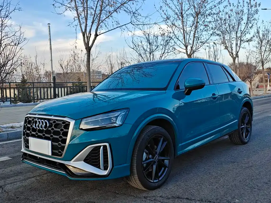 Audi Q2L 2023 из CN, фото 1