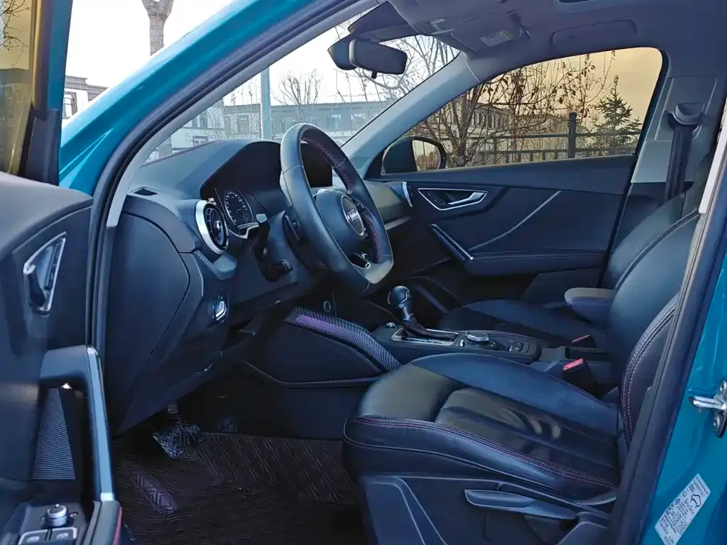 Audi Q2L 2023 из CN, фото 4
