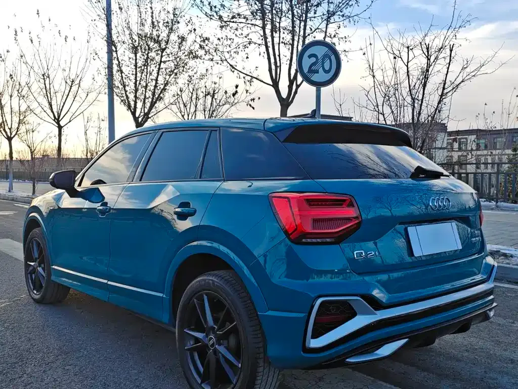 Audi Q2L 2023 из CN, фото 9