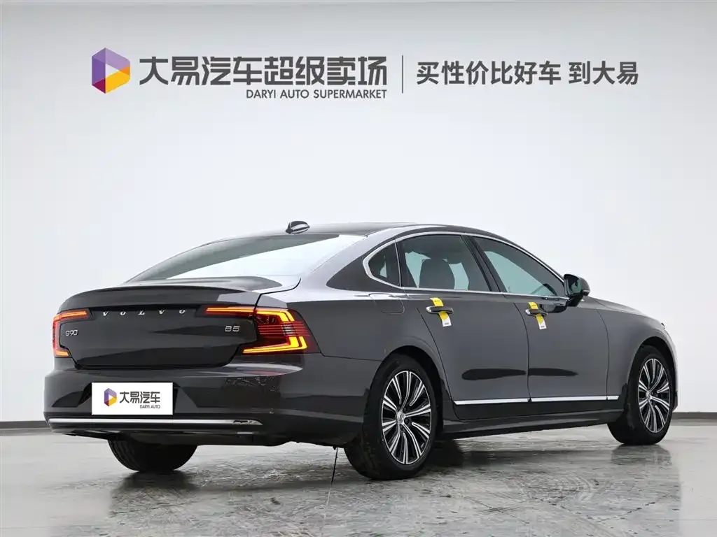 Volvo S90 2025 из CN, фото 3