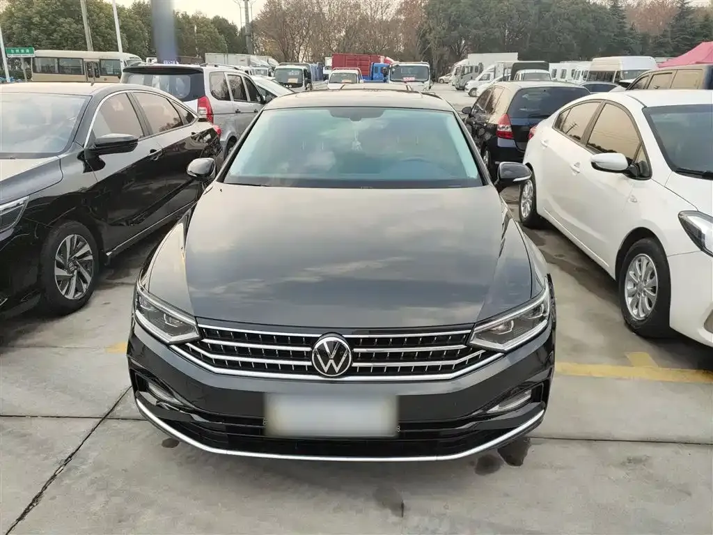 Volkswagen Magotan 2024 из CN, фото 2