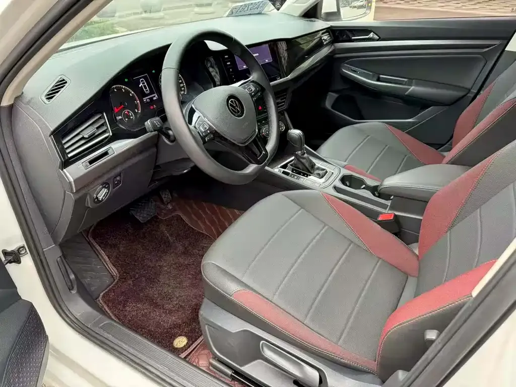 Volkswagen Bora 2022 из CN, фото 4