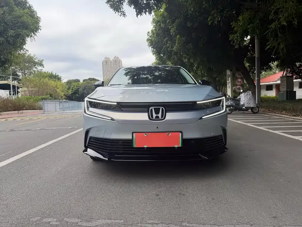 Honda e:NP2 2024 из CN, фото 7