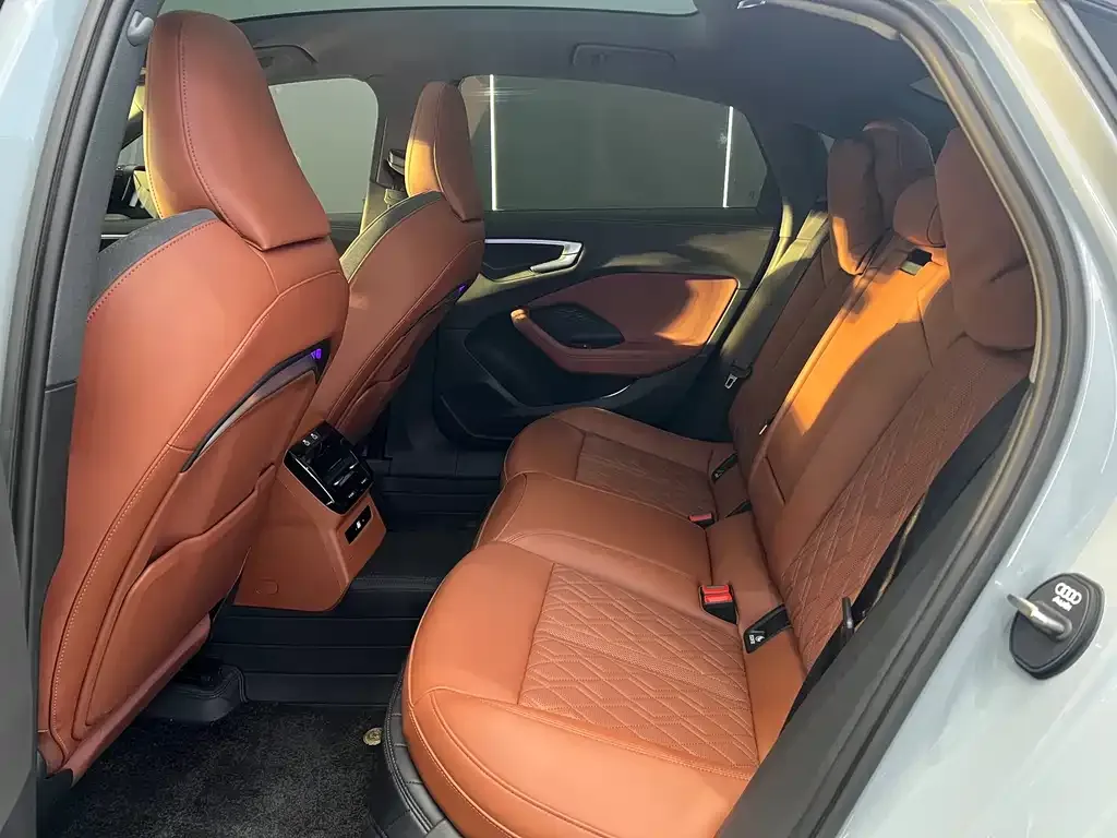 Audi A5L 2025 из CN, фото 7