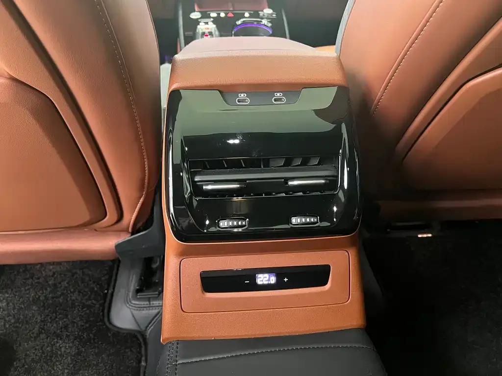 Audi A5L 2025 из CN, фото 9
