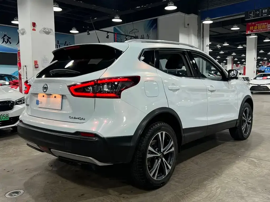 Nissan Qashqai 2023 из CN, фото 6