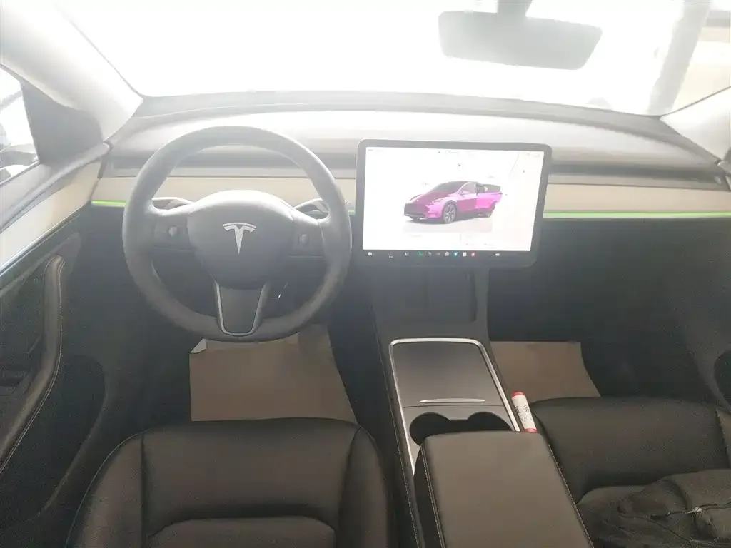 Tesla Model Y 2024 из CN, фото 5