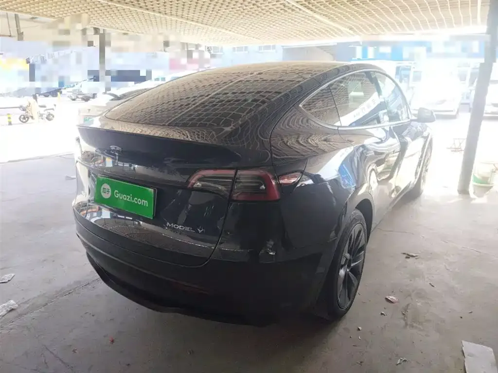 Tesla Model Y 2024 из CN, фото 2